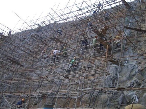 萨迦公路桩基检测